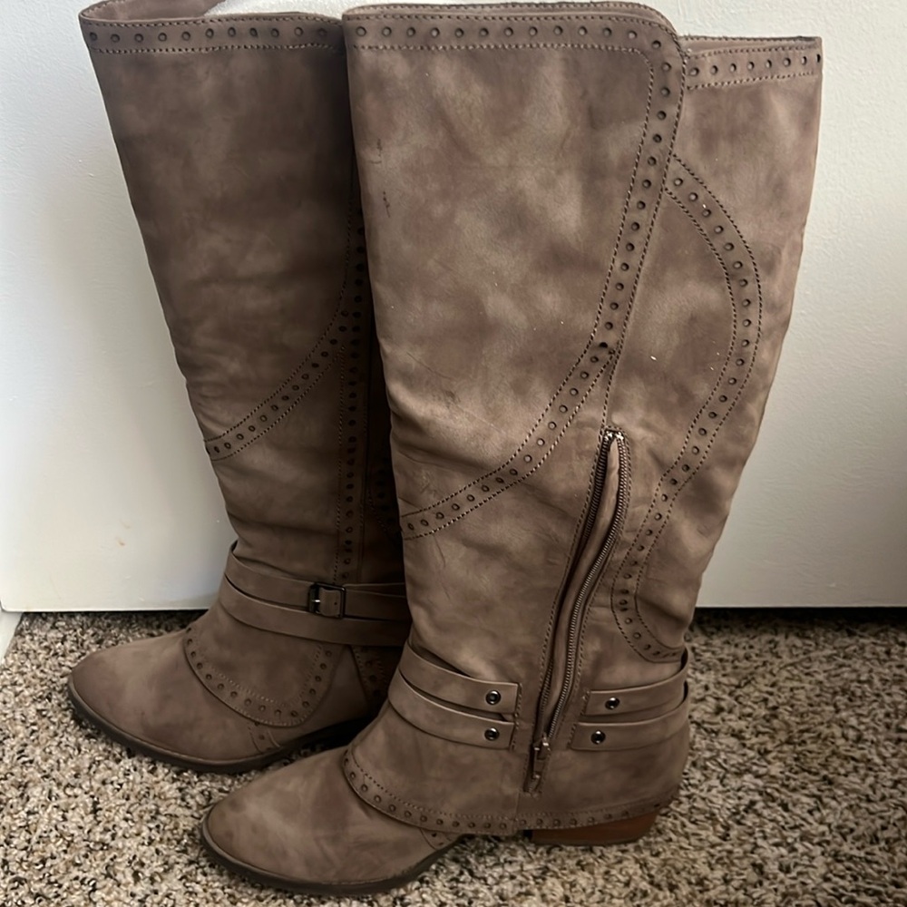Not Rated boots